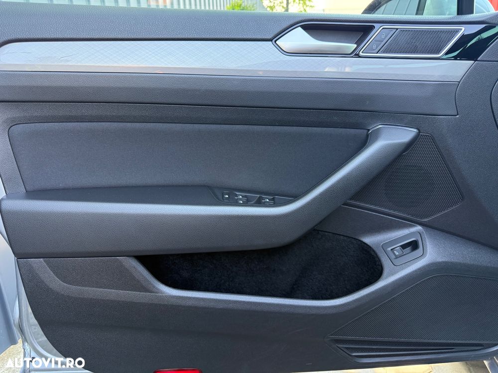 Volkswagen Passat 1.5 TSI OPF DSG Business - 11