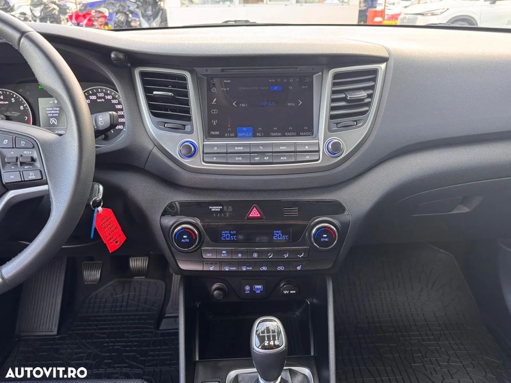 Hyundai Tucson 1.6 GDI 2WD 6MT Style - 13