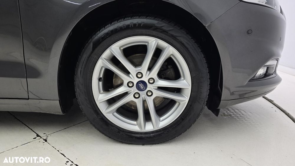 Ford Mondeo - 28