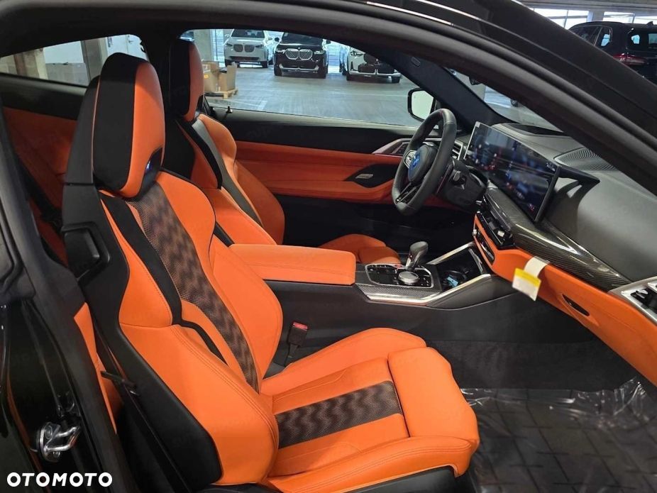 BMW M4 Competition M xDrive - 14