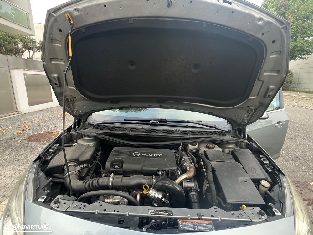 Opel Astra 1.7 CDTi Cosmo - 18