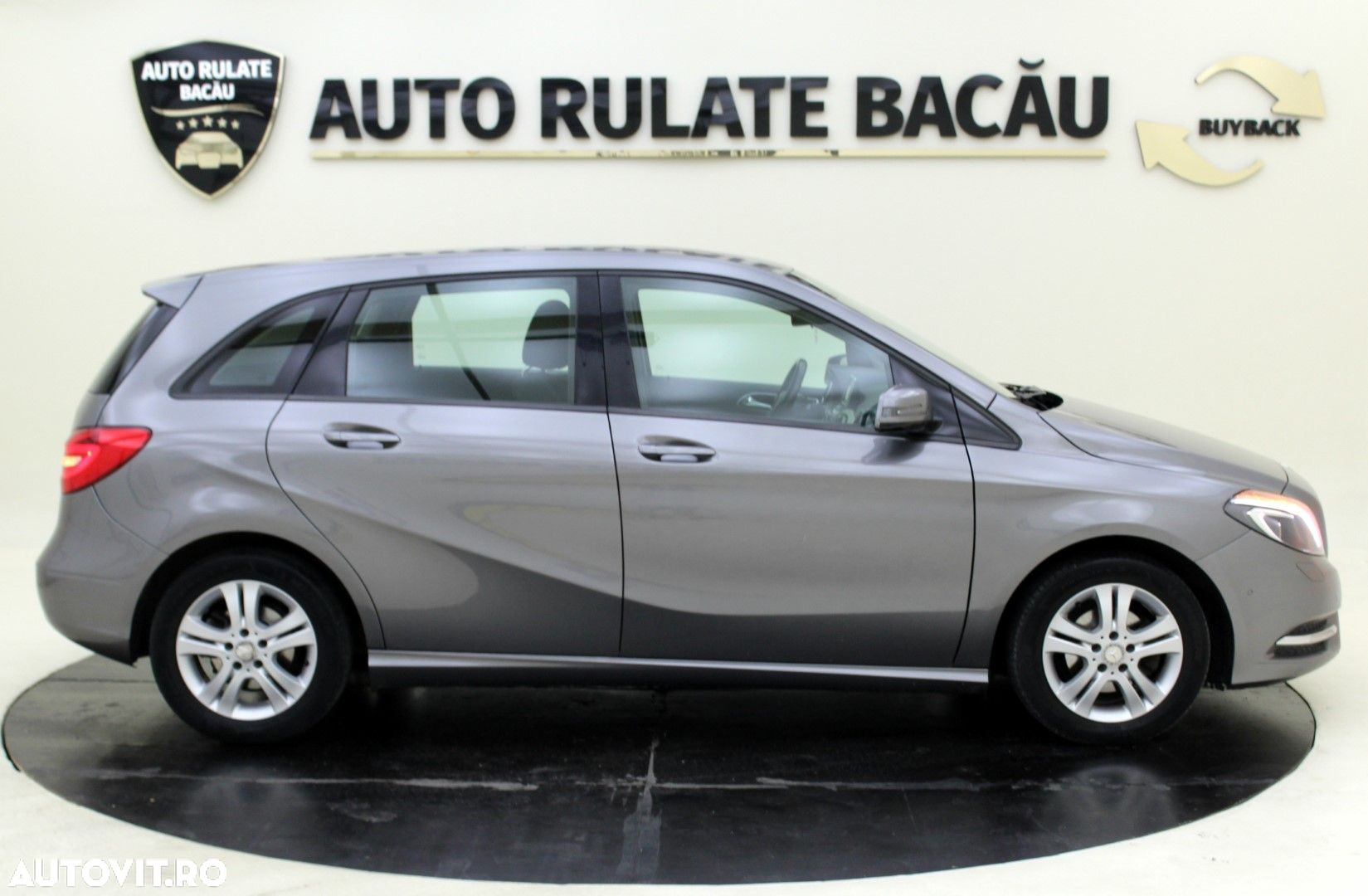 Mercedes-Benz B - 4