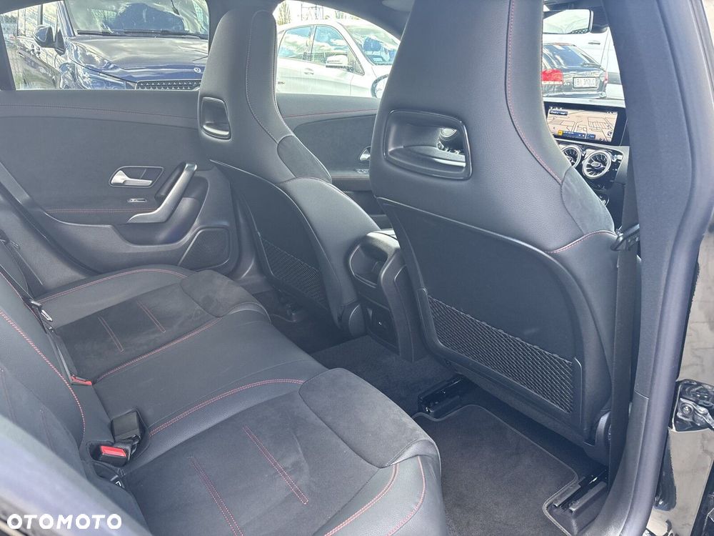 Mercedes-Benz CLA - 18