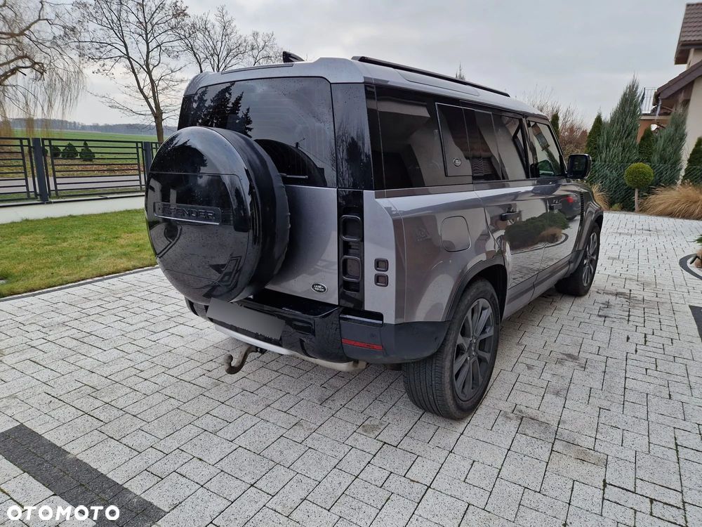 Land Rover Defender 2.0 D240 S - 7