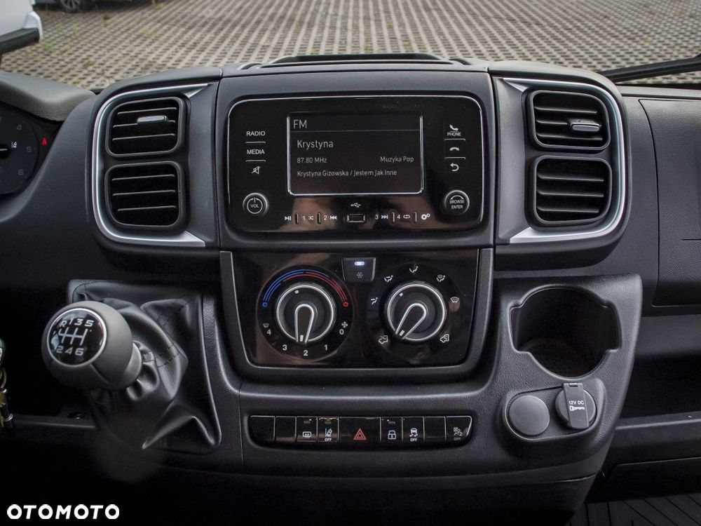 Fiat FIAT DUCATO SERIA 2 STOCK MY25.5 Ducato Maxi Furgon L4H2 3,5T Diesel 140KM Manual - 15