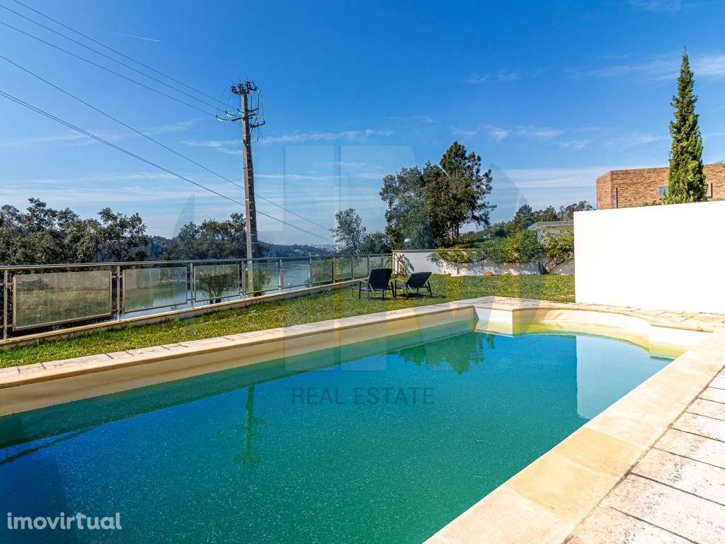 Moradia Independente com vista Rio - Jovim - Grande imagem: 2/31