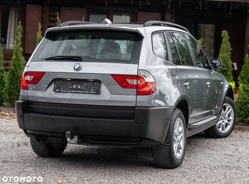 BMW X3 2.5i - 12