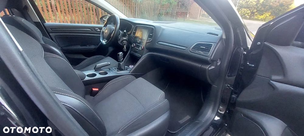 Renault Megane 1.2 Energy TCe Life - 8