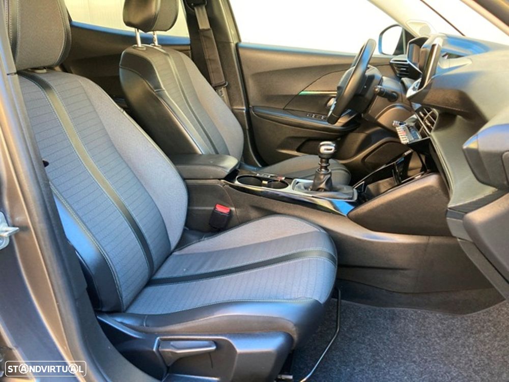 Peugeot 2008 1.2 PureTech Allure Pack - 34