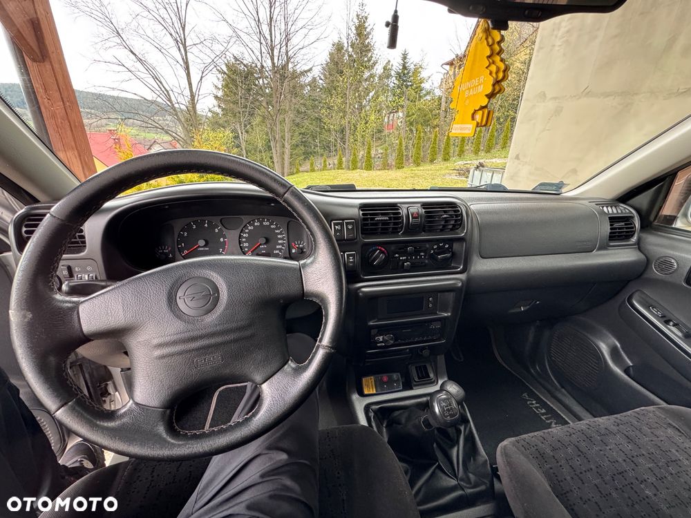 Opel Frontera 2.2 Sport RS - 9