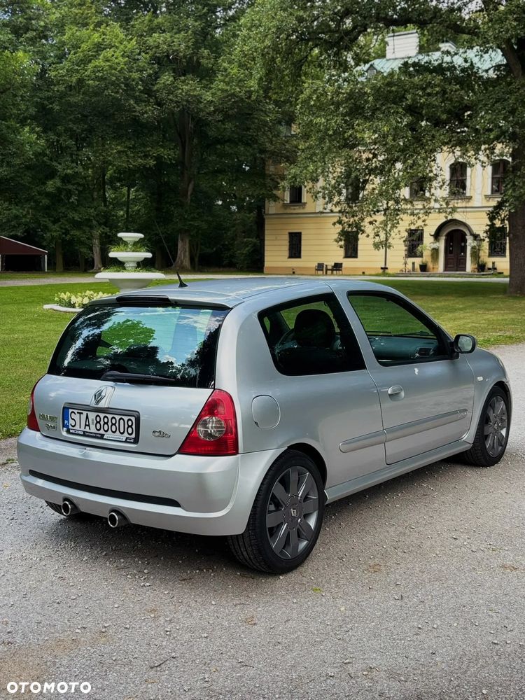 Renault Clio 2.0 16V Sport - 7