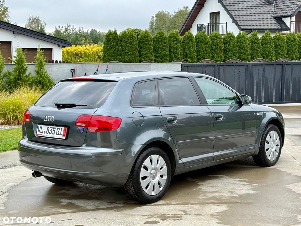 Audi A3 Sportback 1.6 Attraction - 5