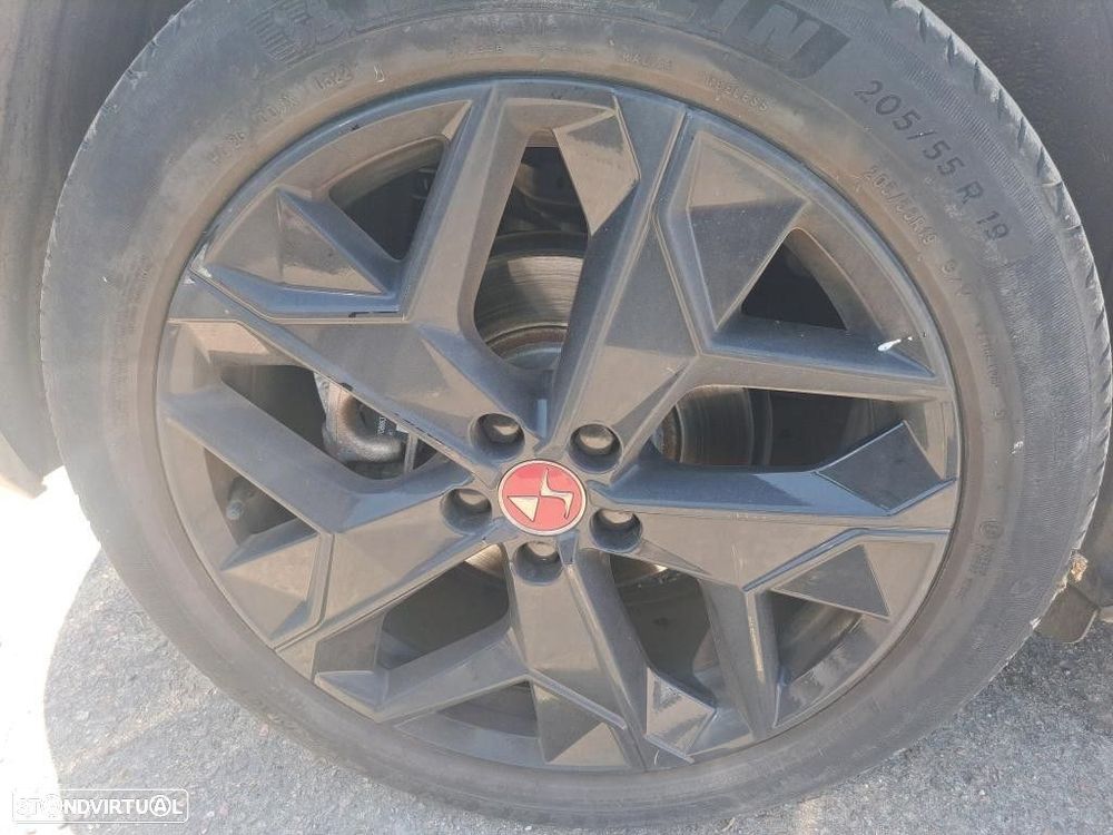 DS DS4 E-Tense Performance Line EAT8 - 10