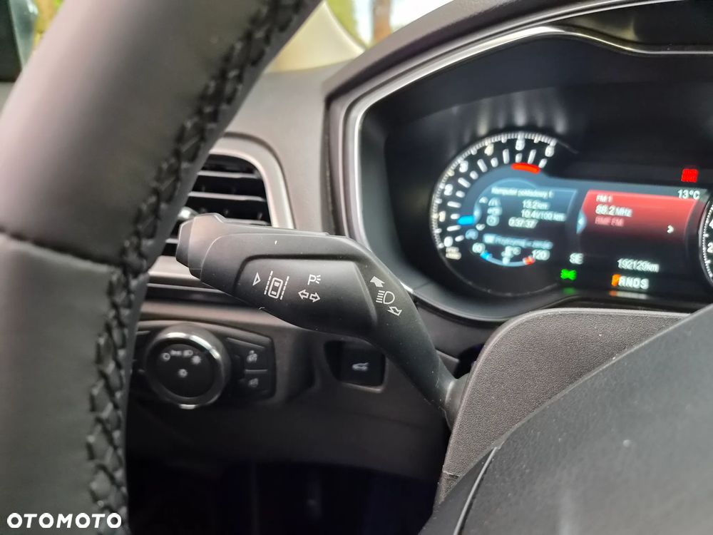 Ford Mondeo 2.0 TDCi PowerShift-Aut Allrad Titanium - 32