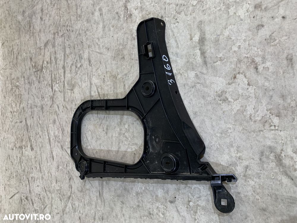 Suport dreapta bara spate Audi A3 berlina sedan, 2013, 2014, 2015, 2016, 2017, 2018, , cod origine OE 8V5807378A - 2