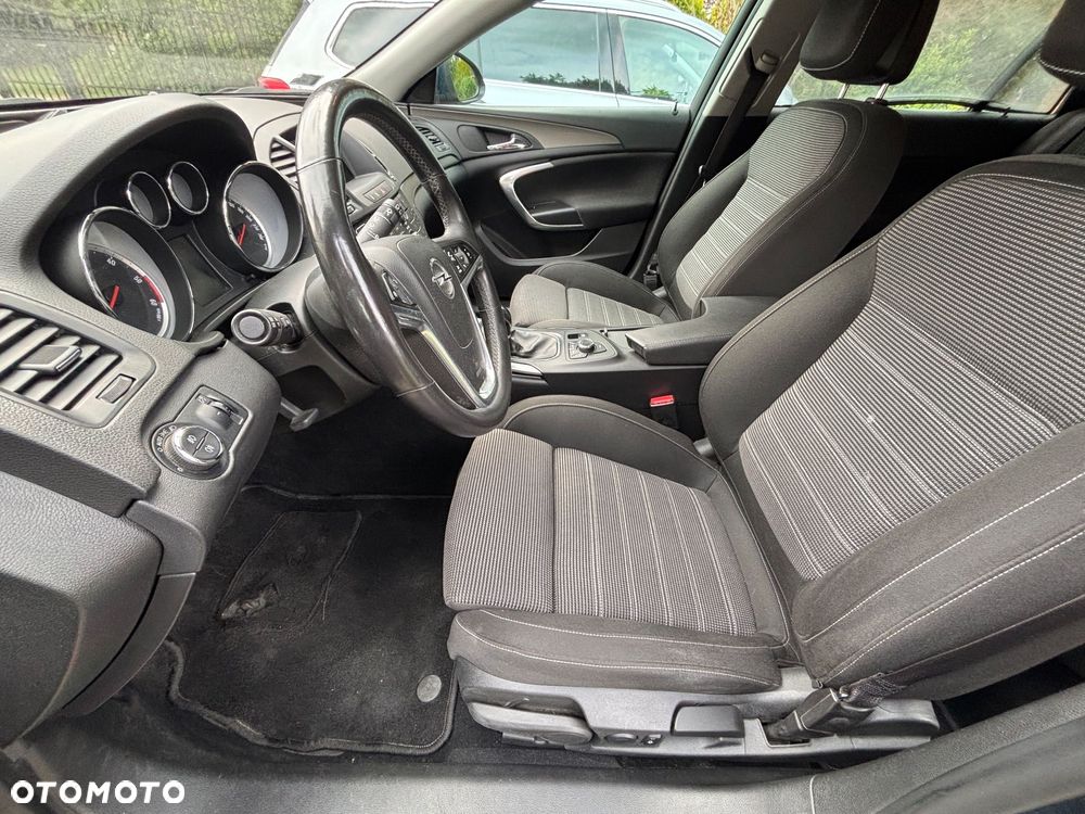 Opel Insignia 2.0 CDTI - 11