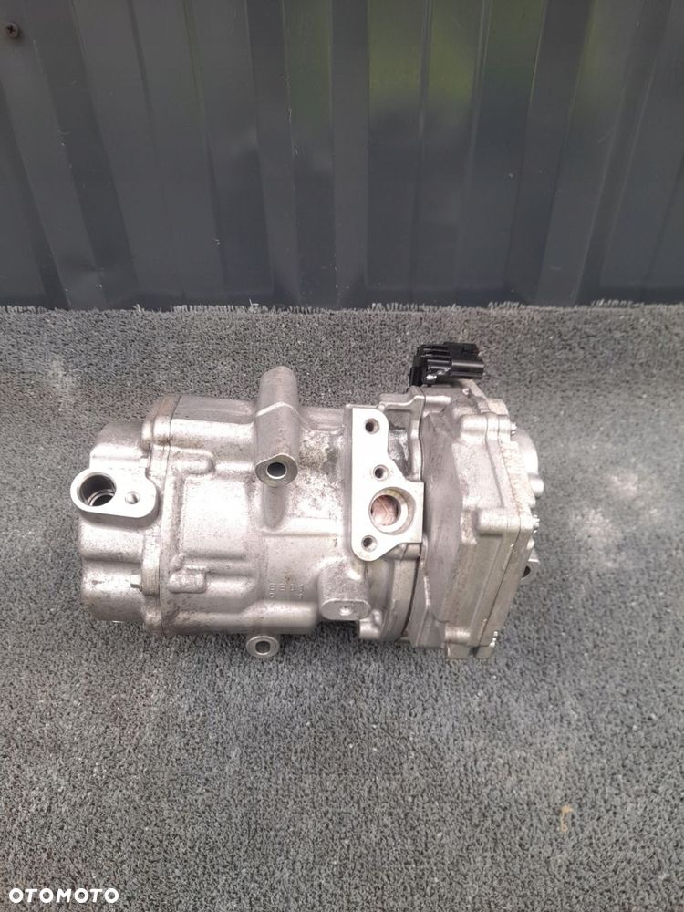 pompa klimatyzacji megane iv 1.6 hybrid - 1