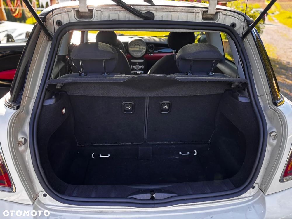 MINI Cooper Standard - 6