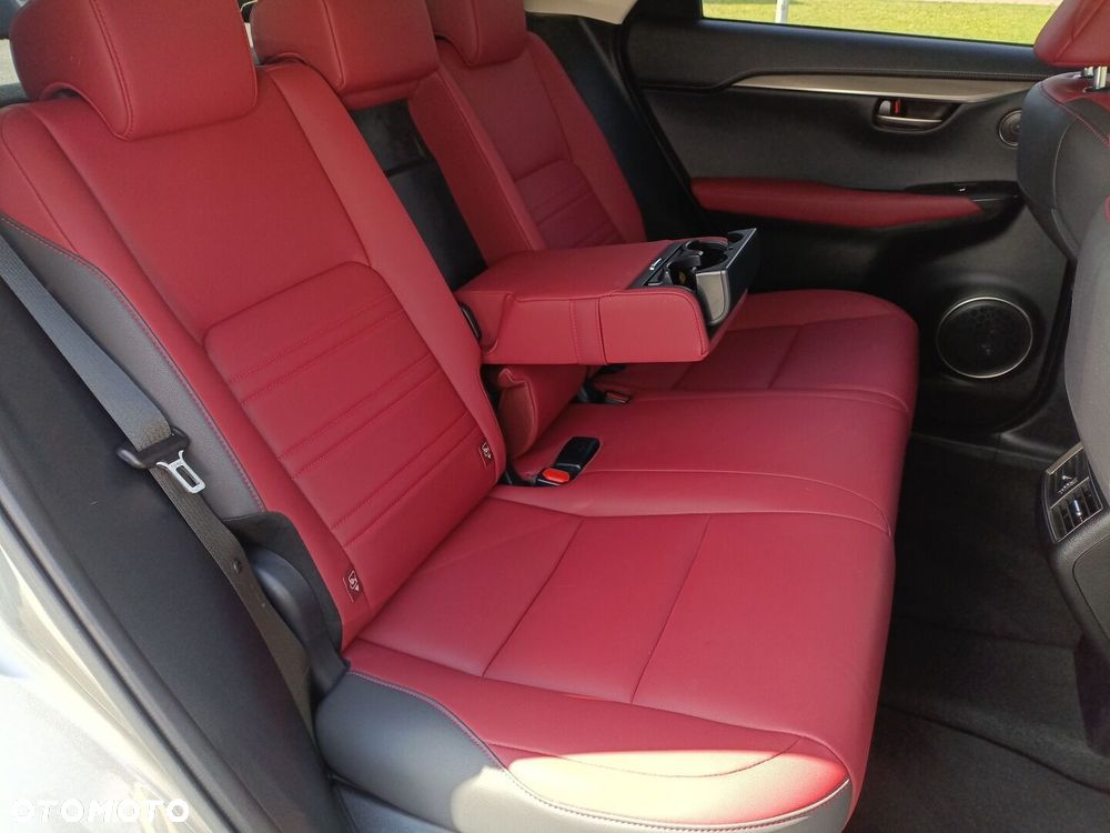 Lexus NX 300h F Impression AWD - 13