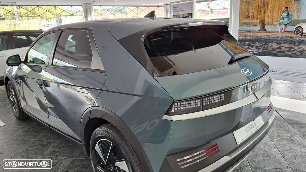 Hyundai Ioniq 5 - 5