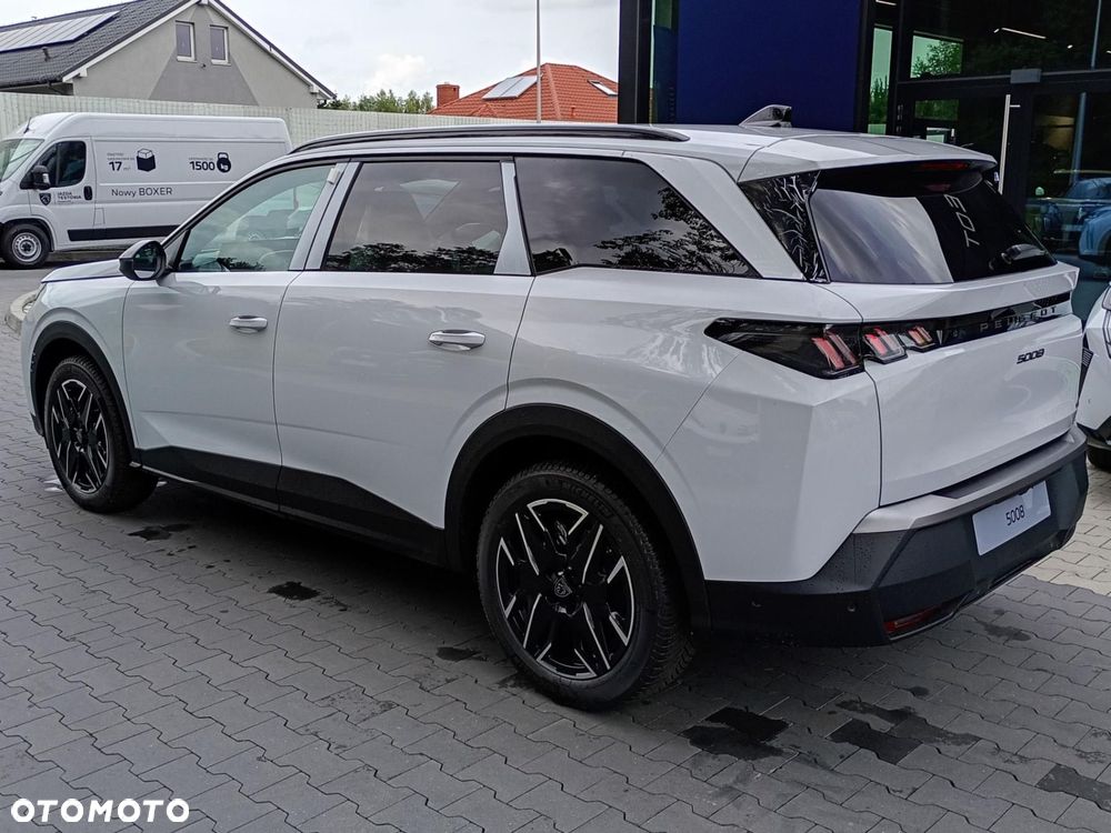 Peugeot 5008 - 3
