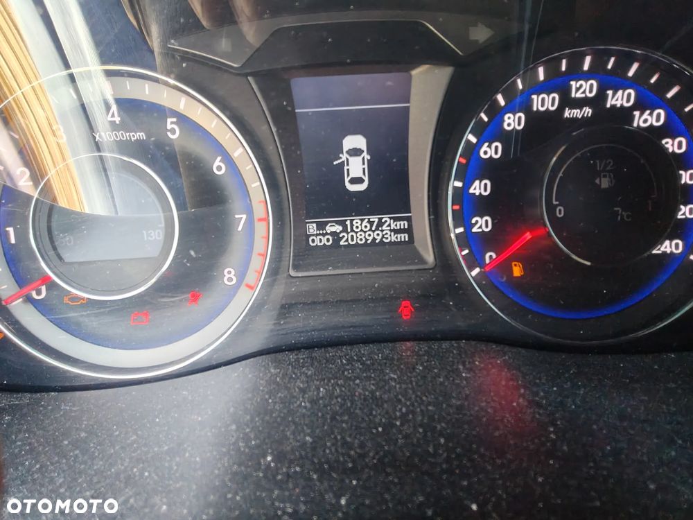 Hyundai i40 1.6 Comfort - 12