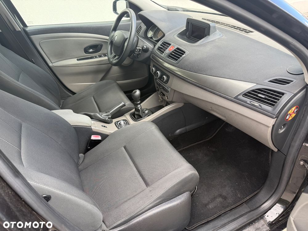 Renault Megane 1.5 dCi Authentique - 10