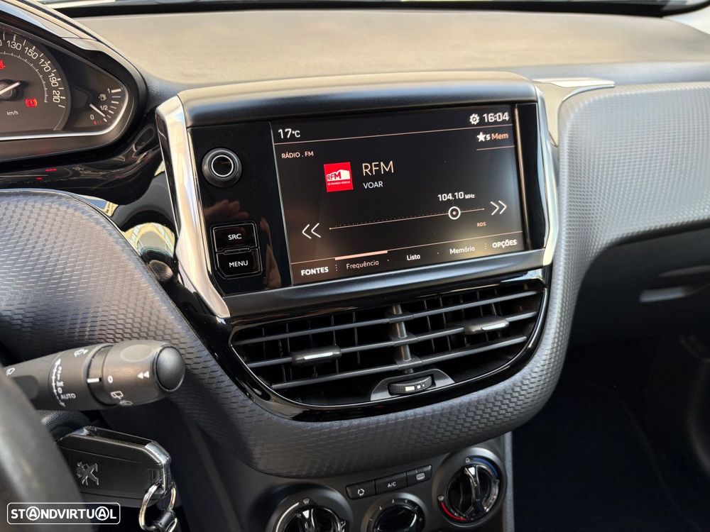 Peugeot 2008 1.2 PureTech Style - 8