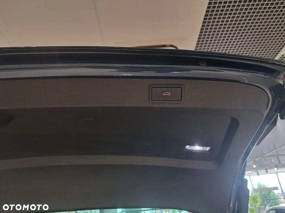 Skoda Superb 2.0 TDI SCR Style DSG - 5