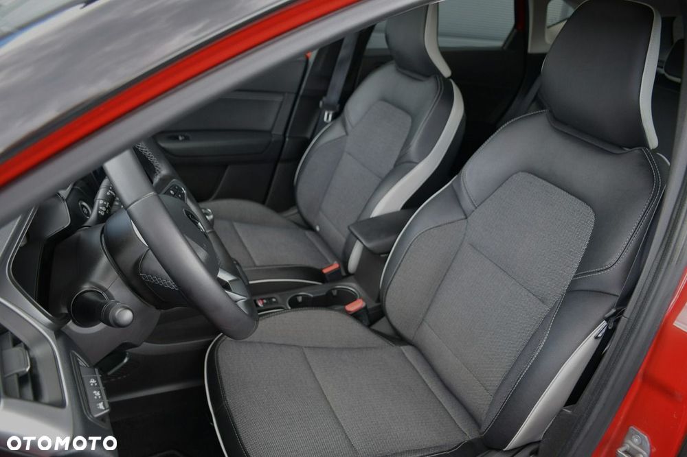 Renault Captur - 13