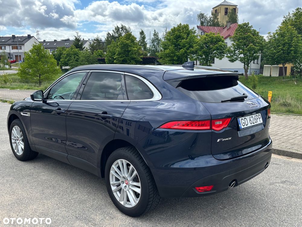 Jaguar F-Pace 2.0 i4D AWD Prestige - 2