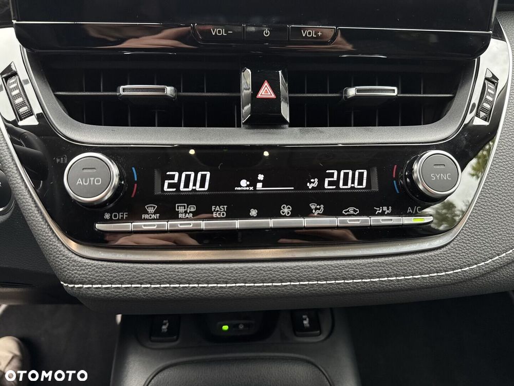 Toyota Corolla 1.8 Hybrid Style - 29