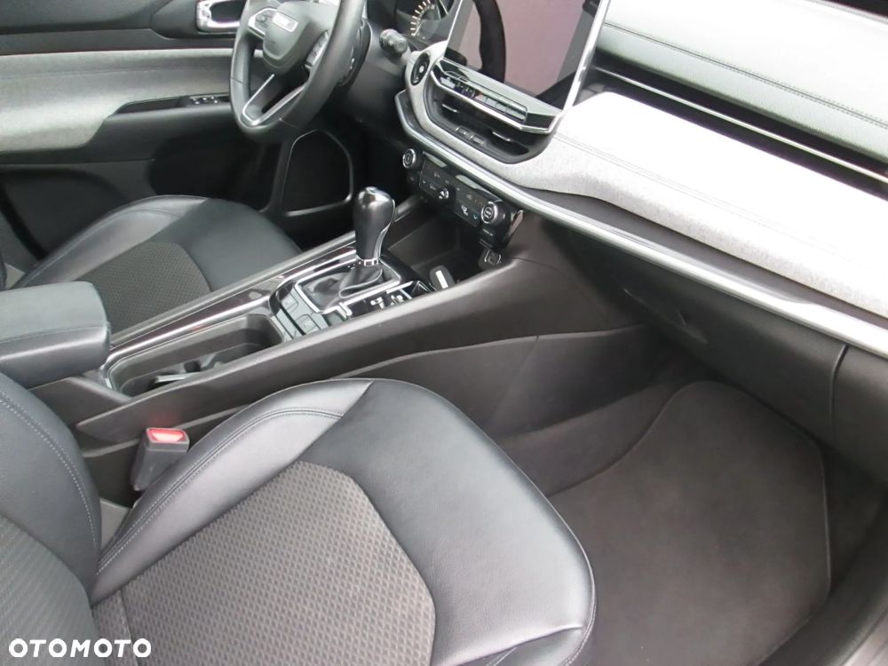 Jeep Compass - 12