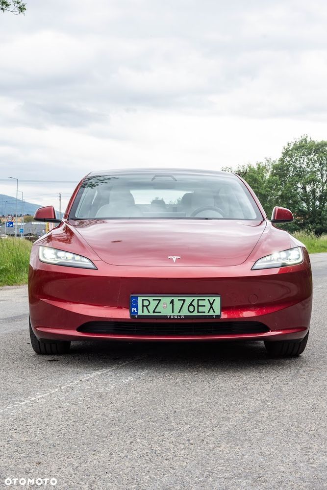 Tesla Model 3 Long Range AWD Premium - 11
