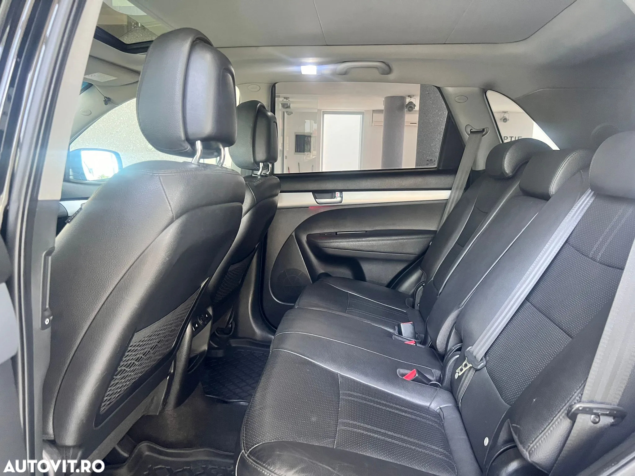 Kia Sorento - 30