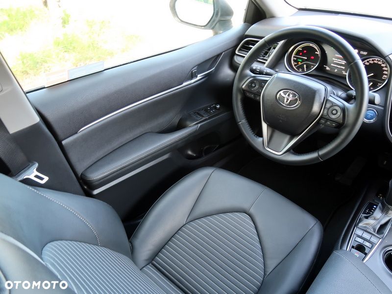Toyota Camry 2.5 Hybrid Prestige CVT - 11