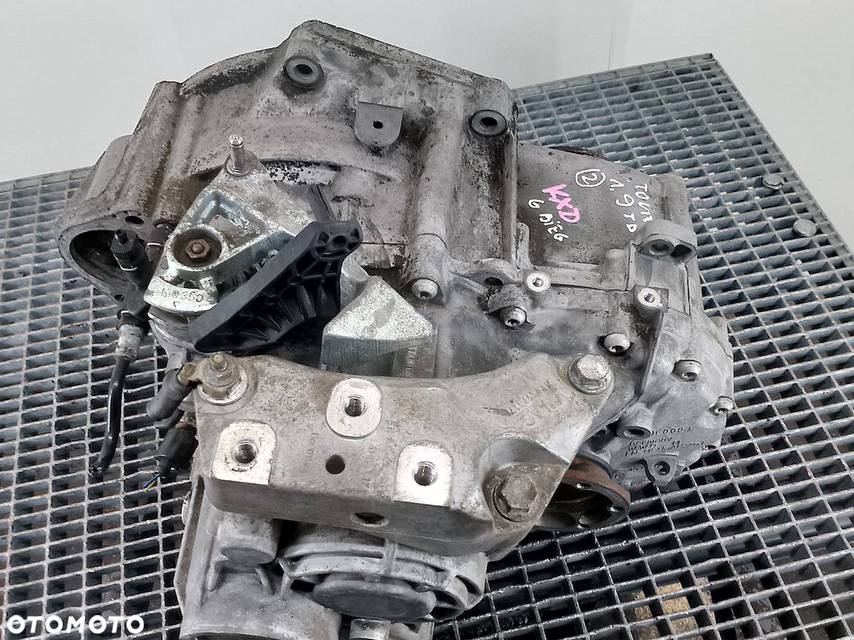 SKRZYNIA BIEGÓW MANUALNA VW TOURAN I KXD 1.9 TDI - 2