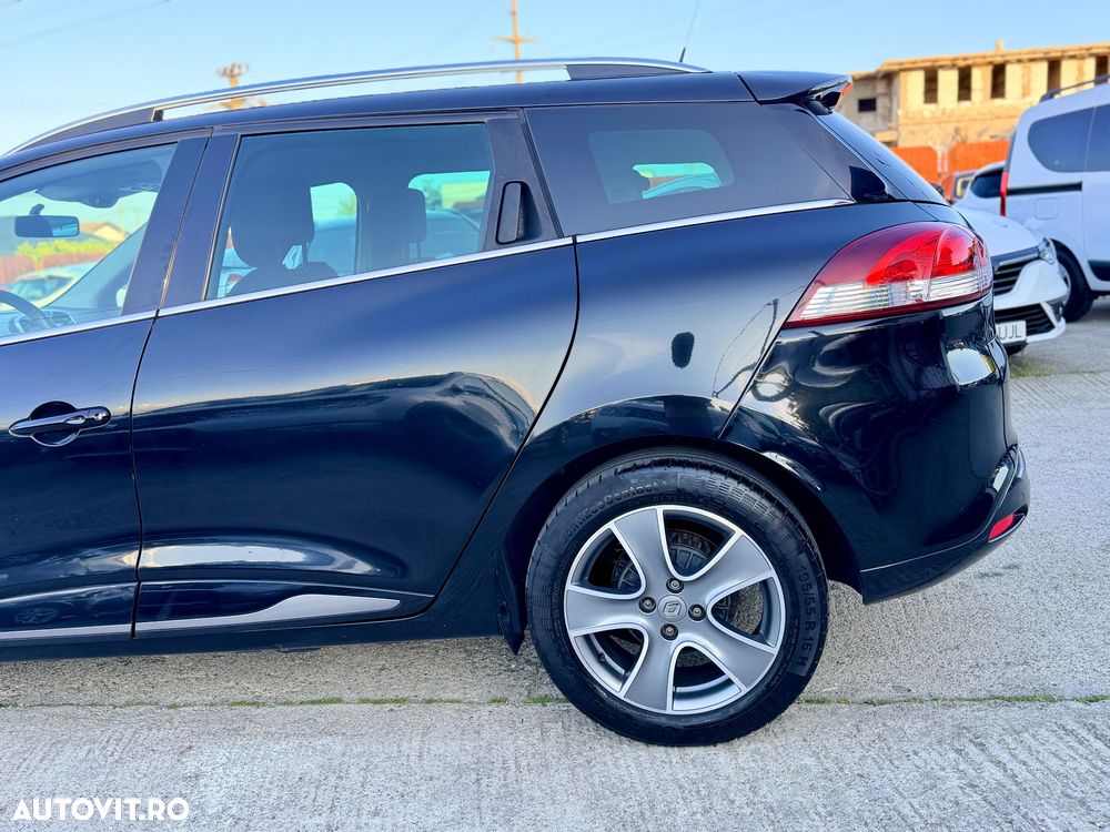 Renault Clio - 28