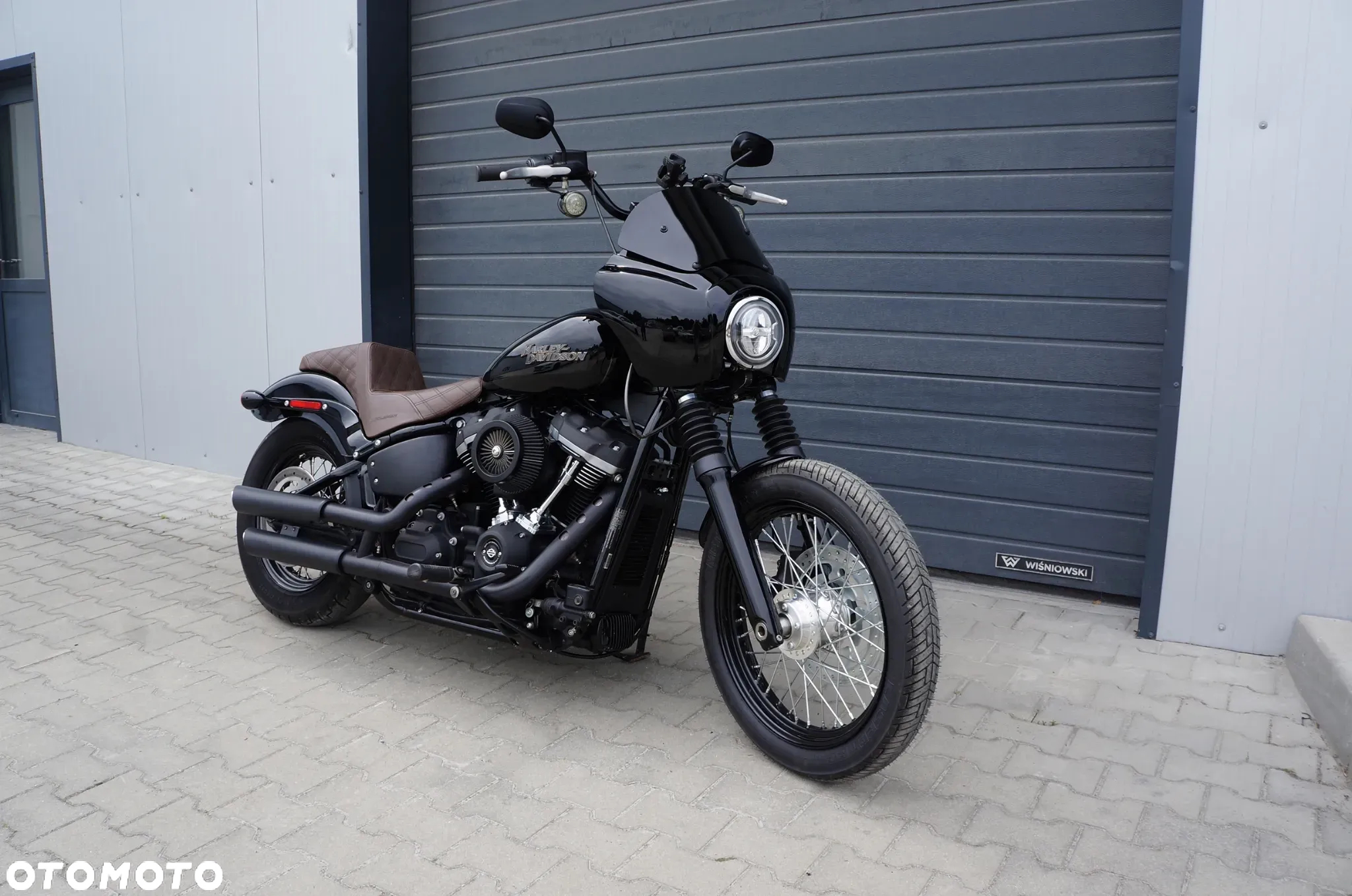 Harley-Davidson Softail Street Bob - 6