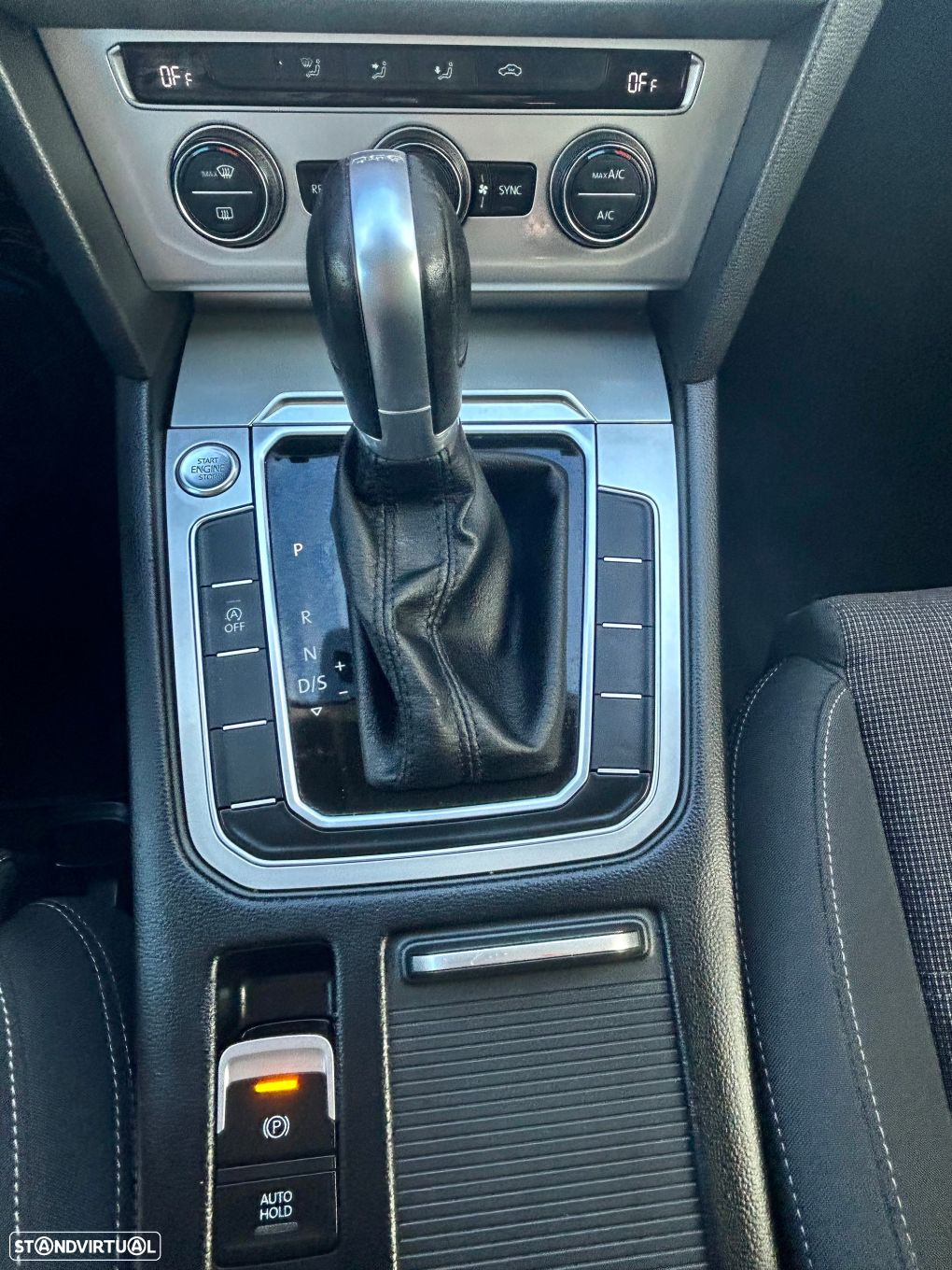 VW Passat Variant 2.0 TDi Confortline DSG - 13