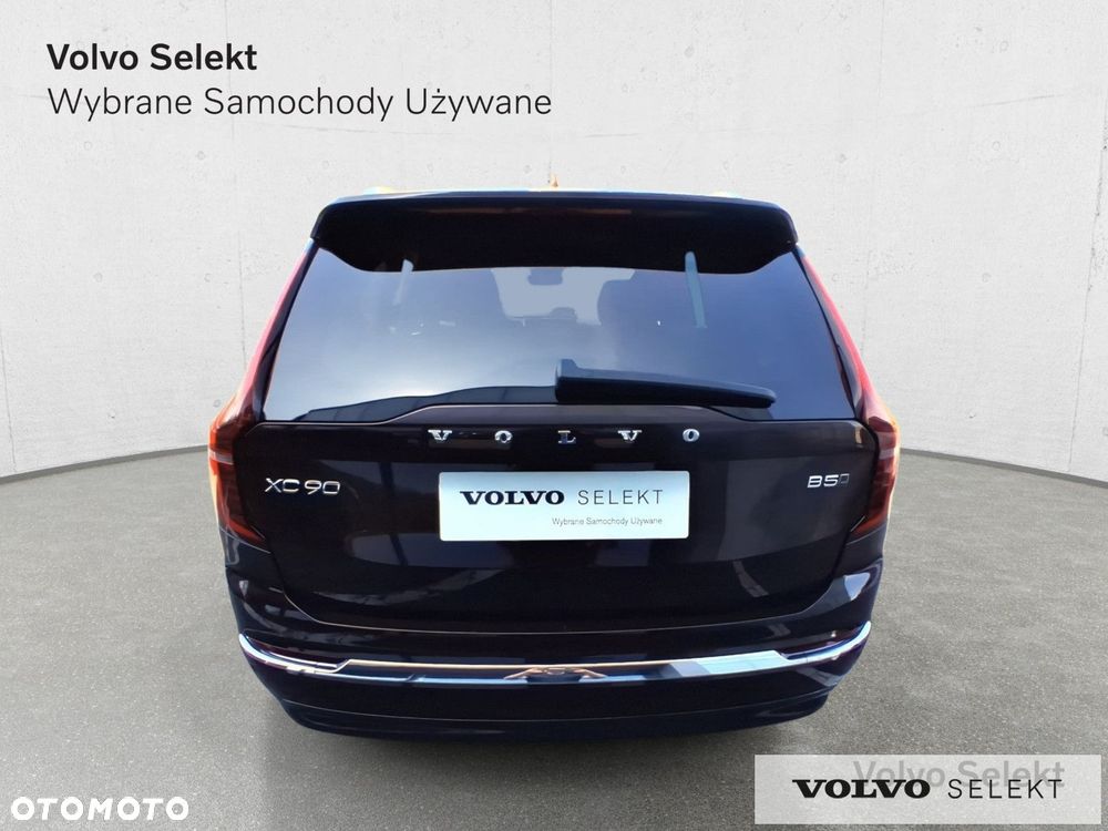 Volvo XC 90 - 8