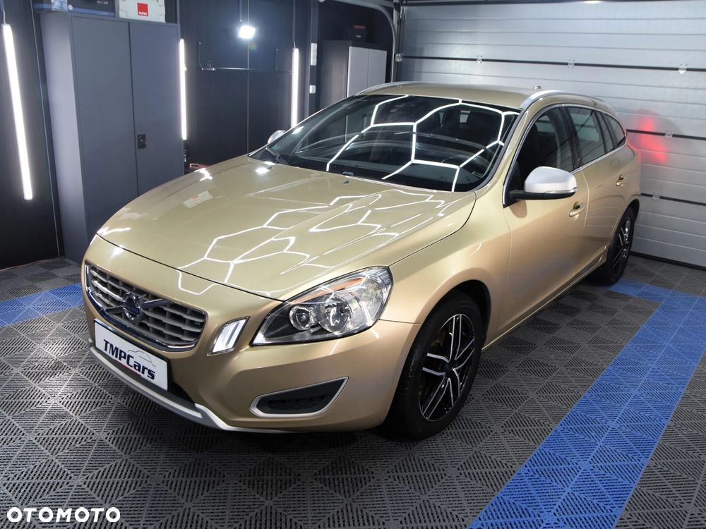Volvo V60 D4 Geartronic - 26