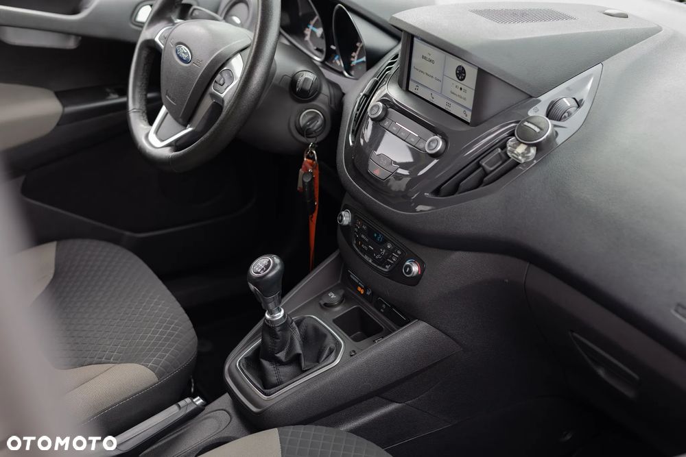 Ford Tourneo Courier - 22