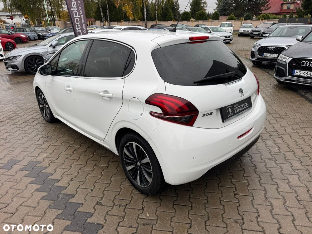 Peugeot 208 PureTech 110 Stop & Start EAT6 Allure - 37
