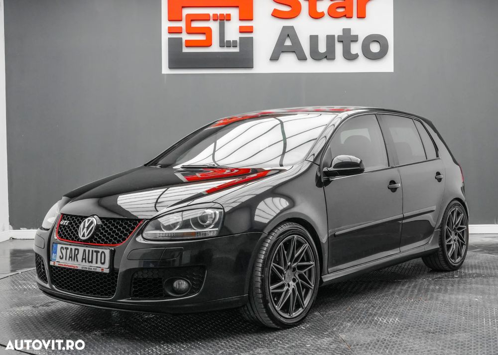 Volkswagen Golf 2.0 FSI GTI - 2