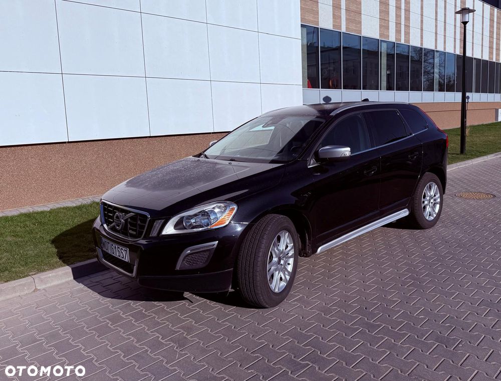 Volvo XC 60 DRIVe R Design - 1