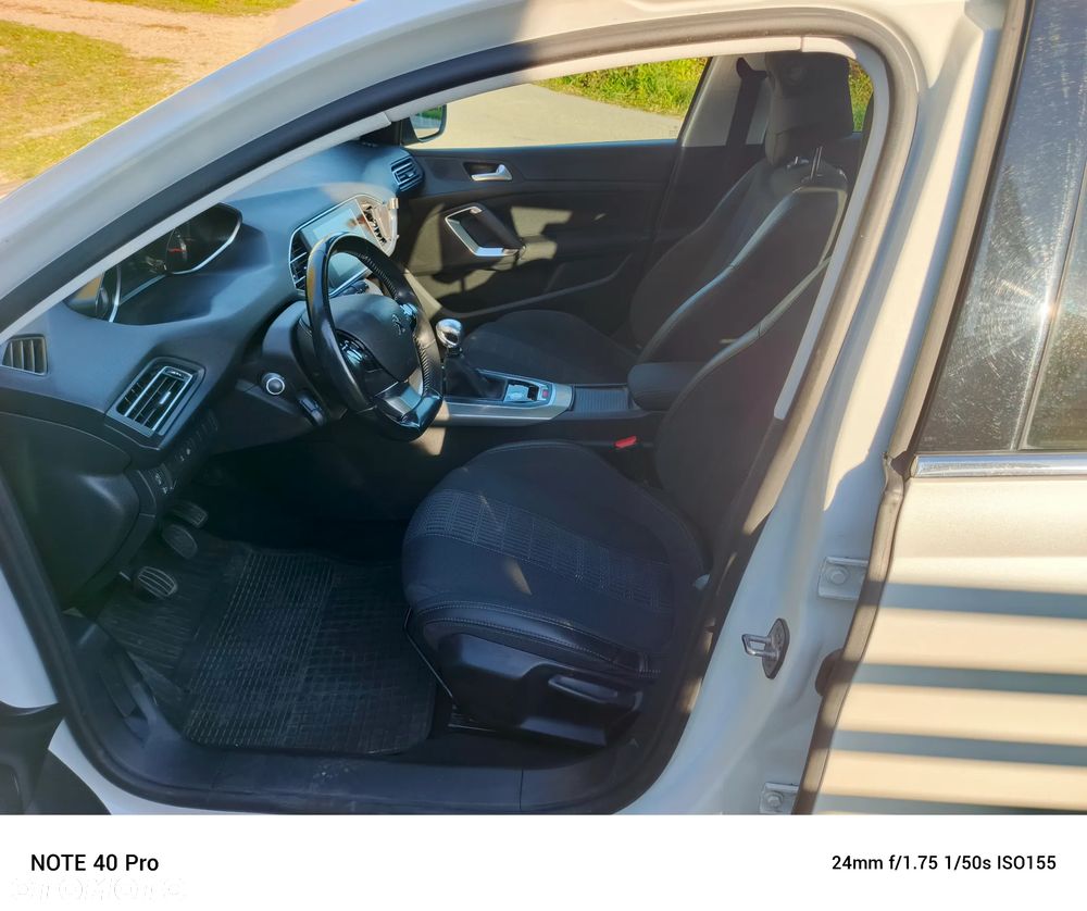 Peugeot 308 - 18