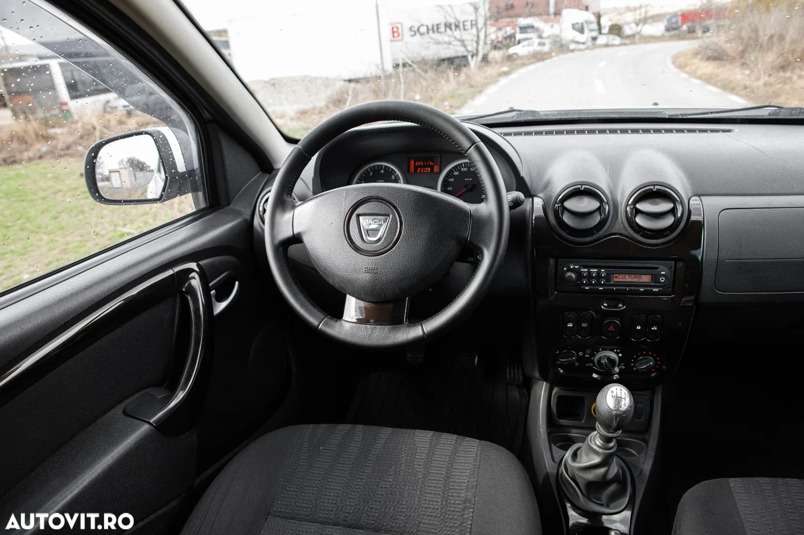 Dacia Duster 1.5 dCi 4x2 Prestige - 18