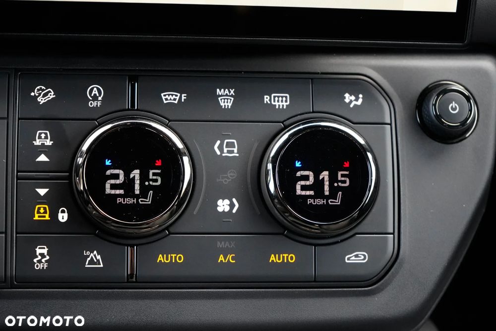Land Rover Defender 4.4 P540 V8 Octa Black - 23