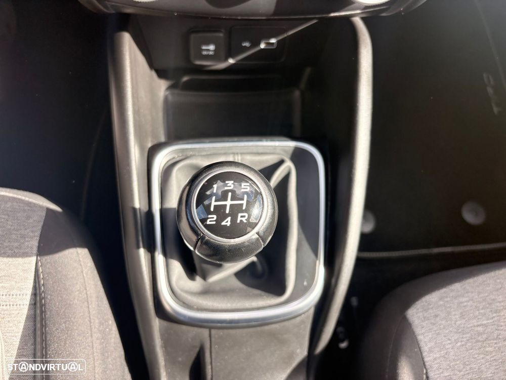 Fiat Tipo Cross 1.0 GSE T3 - 30